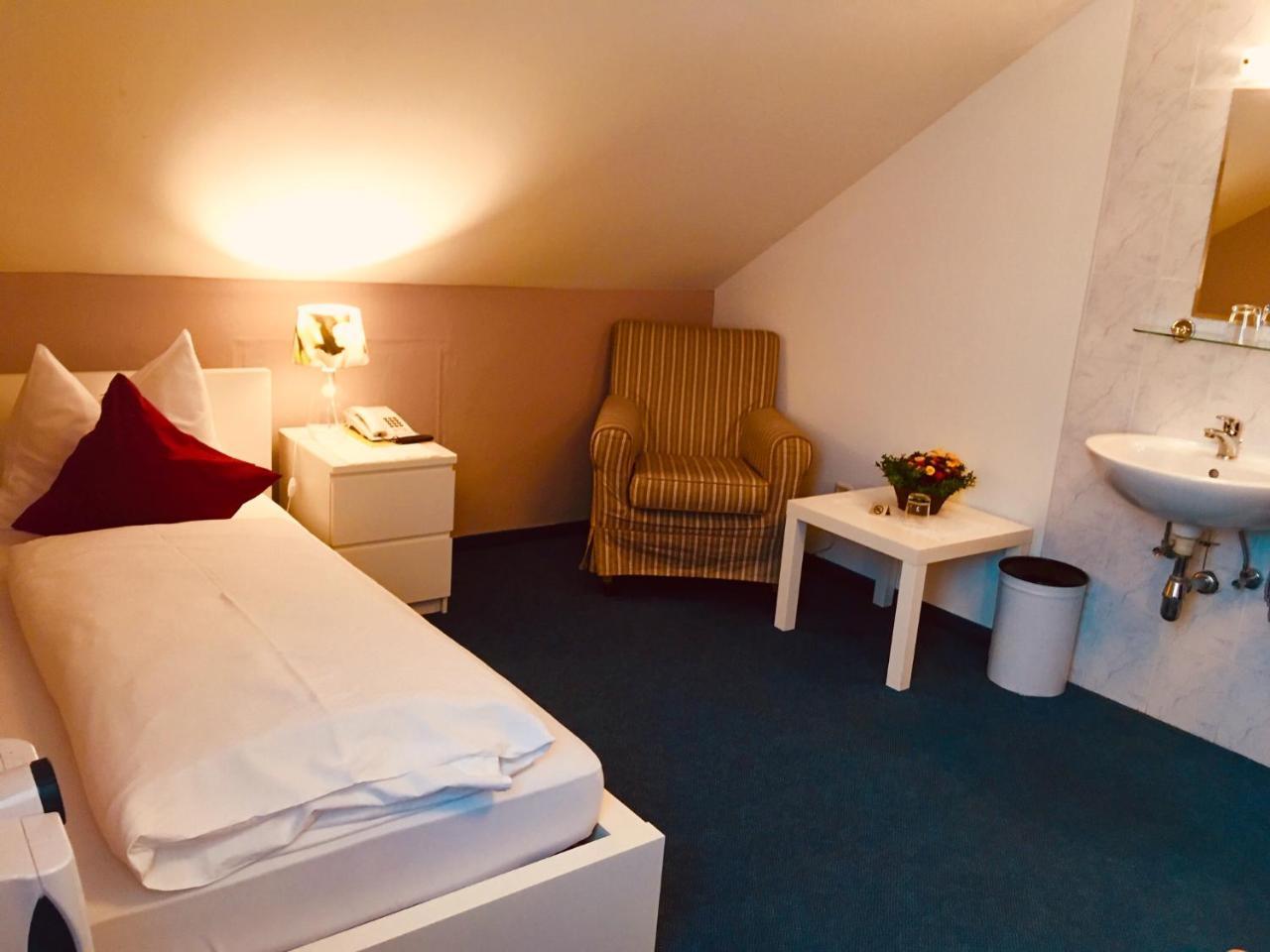 Single Room Shared Shower Toilet